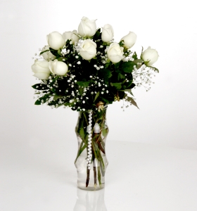  Cam Vazoda 11 adet Gül  